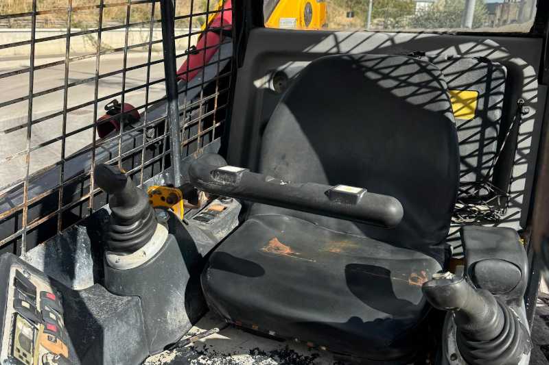 OmecoHub - Immagine JCB ROBOT 180HF